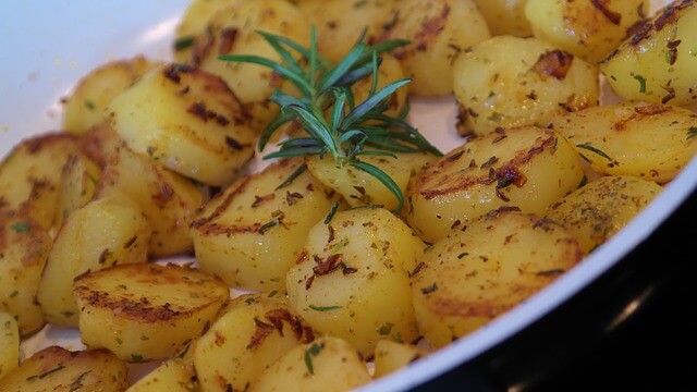 Bratkartoffeln aus der Heißluftfritteuse